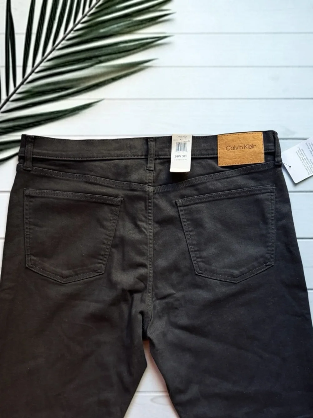 Calvin Klein Jeans Slim Straight Fit Black Jeans NWT Men’s 38x32